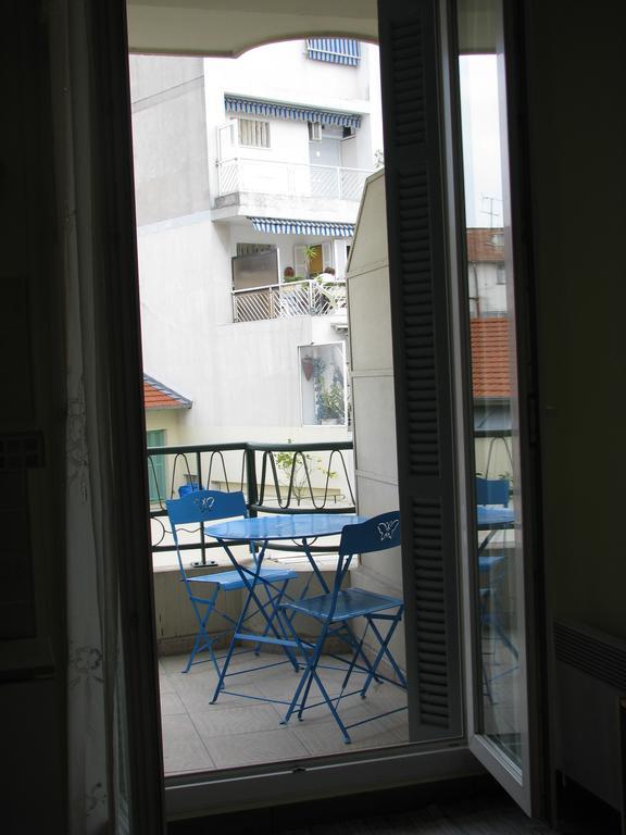 Appartamento in rue Halevy Niza Habitación foto