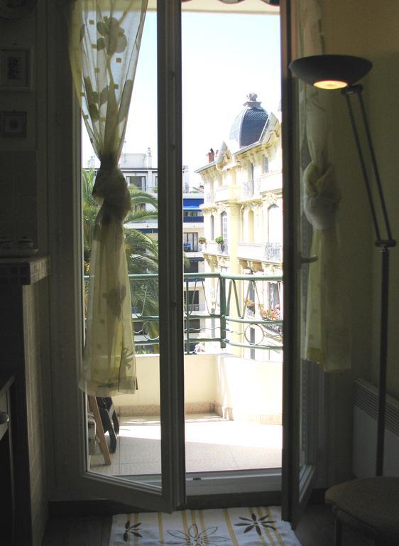 Appartamento in rue Halevy Niza Habitación foto